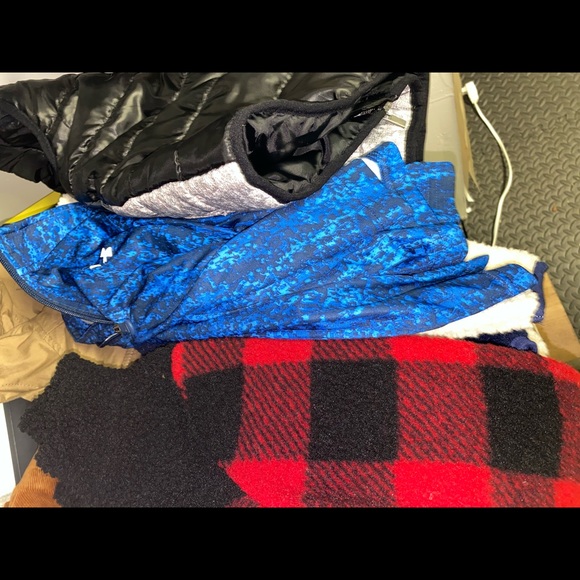 Toddler Sweater / Jacket Lot - 12 - Picture 4 of 4